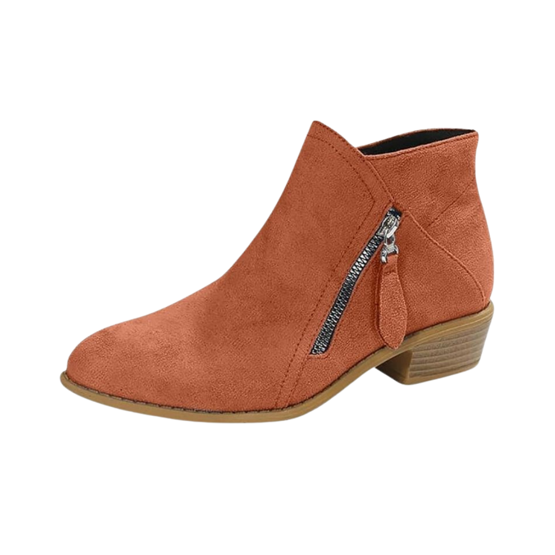 Stivaletti donna con nappina e zip laterale cognac