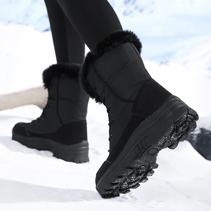 Stivali da neve donna neri – vista laterale indossati