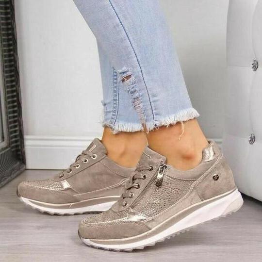 Sneakers da donna per le attività quotidiane